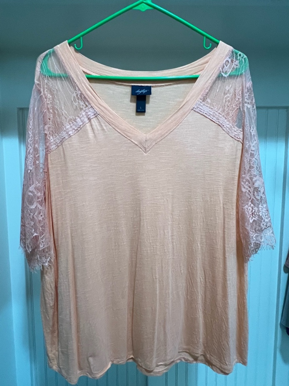 Daytrip Peach V-Neck Knit Top with Lace Sleeves
